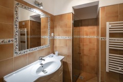 Main Shower Room